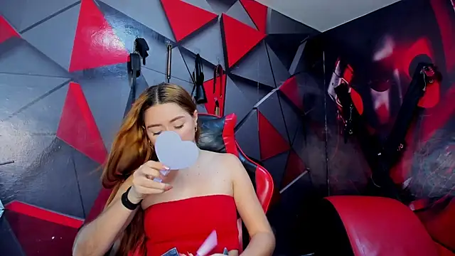 Hana and Zeta online show from January 10, 12:29 pm