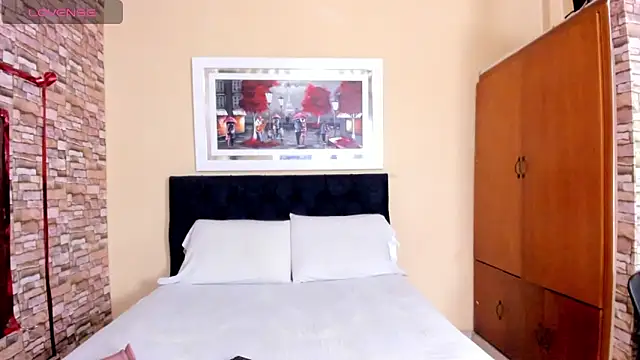 mariana mauricio hot online show from May 25, 9:43 pm