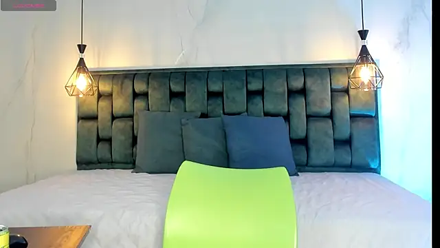 angelswets online show from September 24, 1:03 pm