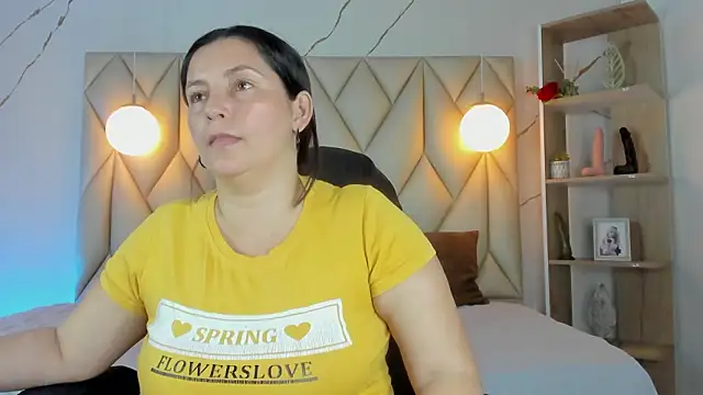 angelswets online show from February 10, 2:21 pm