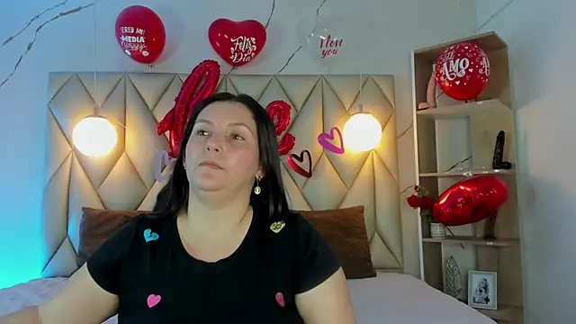 angelswets online show from February 14, 1:52 pm