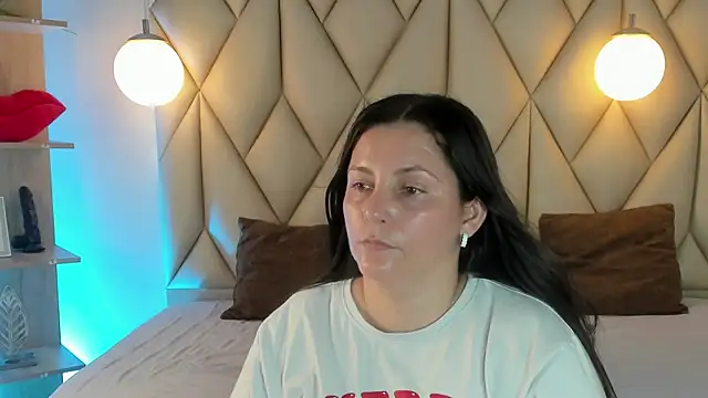 angelswets online show from July 8, 2:21 pm