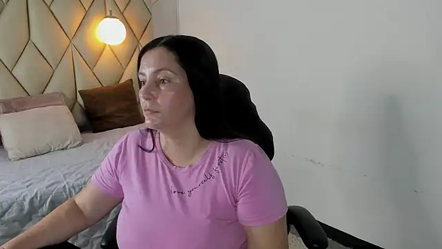 angelswets online show from July 26, 2:02 pm
