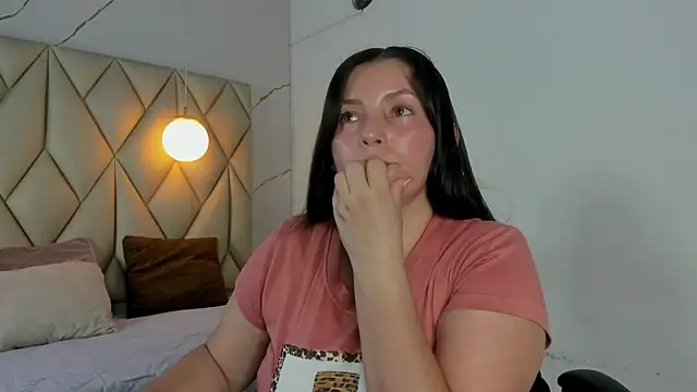 angelswets online show from July 28, 1:54 pm