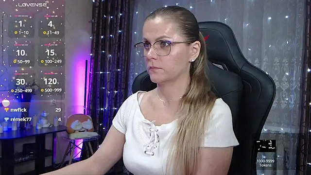 JessieOMays online show from March 1, 10:10 pm