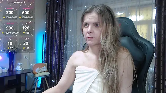 JessieOMays online show from March 18, 3:53 am