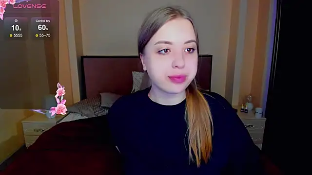 Snapshot of AlexissM chatting on June 19, 3:05 pm AlexissM online show from June 19, 3:05 pm