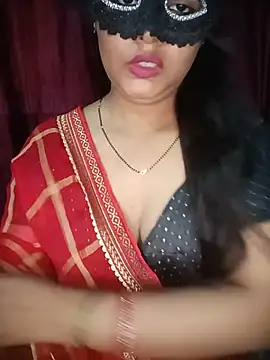 Snapshot of couple_indian_123 chatting on July 17, 7:37 am couple indian 123 online show from July 17, 7:37 am