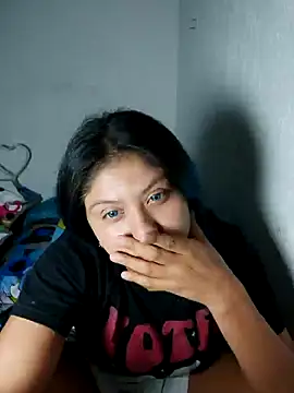 Snapshot of azulzulix chatting on November 30, 3:21 am azulzulix online show from November 30, 3:21 am