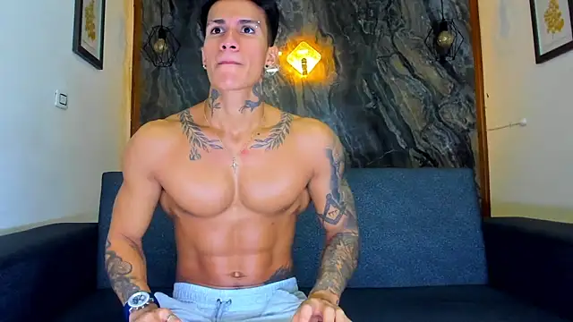 pettergrey1 online show from March 5, 1:39 pm