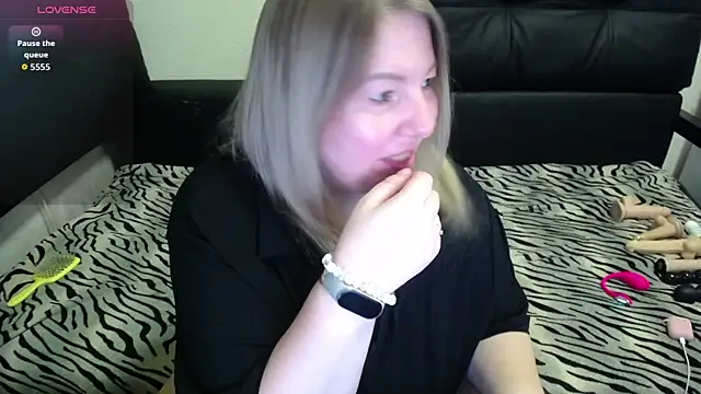 MARGARET gem online show from June 26, 6:51 am