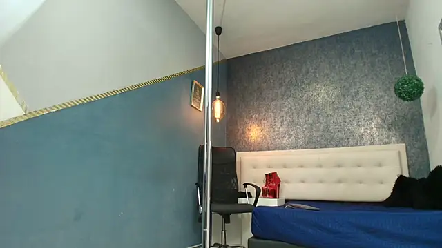 Erick Zhimerman online show from October 4, 2:42 am