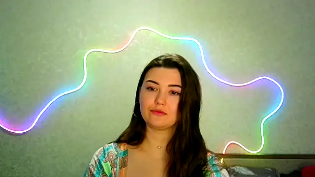 Snapshot of SeductiveTati chatting on March 16, 4:33 pm SeductiveTati online show from March 16, 4:33 pm