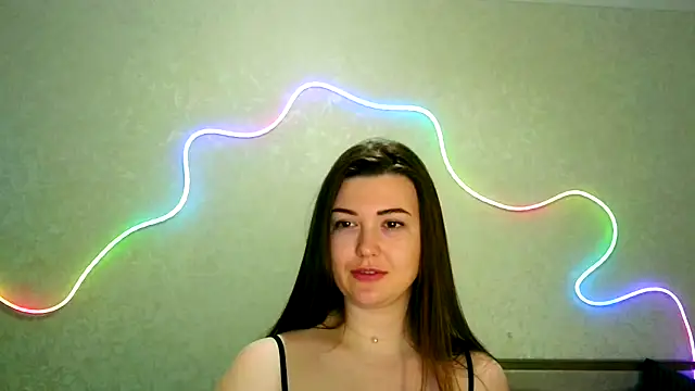 Snapshot of SeductiveTati chatting on March 17, 7:33 am SeductiveTati online show from March 17, 7:33 am