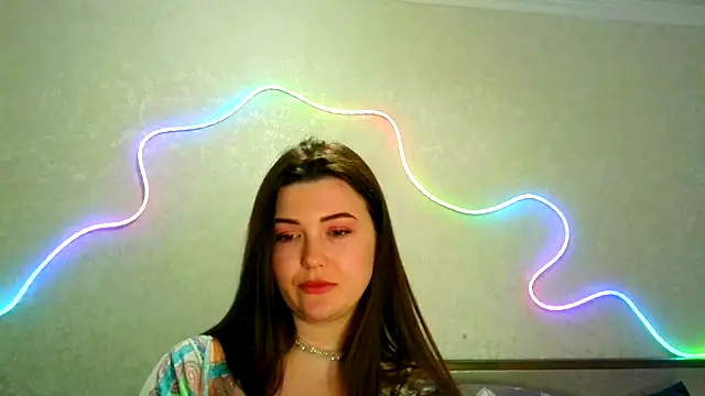 Snapshot of SeductiveTati chatting on April 7, 9:48 pm SeductiveTati online show from April 7, 9:48 pm