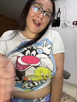 CinnamonCookiez online show from December 25, 5:37 am