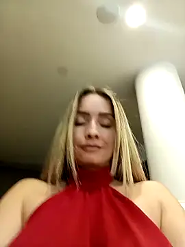 Loly Horny online show from April 22, 11:17 pm