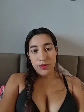 Snapshot of manueladantass1 chatting on April 6, 4:30 pm manueladantass1 online show from April 6, 4:30 pm