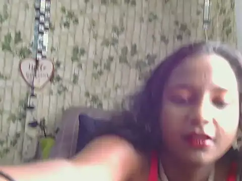 Snapshot of indiantina01 chatting on February 23, 7:33 am indiantina01 online show from February 23, 7:33 am