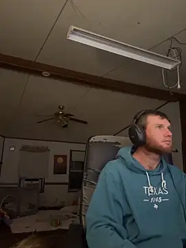 Snapshot of dcockell chatting on October 27, 6:17 am dcockell online show from October 27, 6:17 am