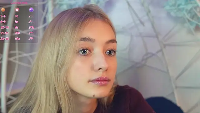 Snapshot of FlairCunard chatting on December 13, 3:11 pm FlairCunard online show from December 13, 3:11 pm