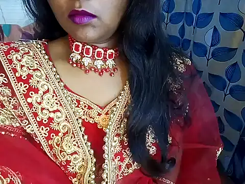 Snapshot of Muktha chatting on February 2, 9:51 am Muktha online show from February 2, 9:51 am