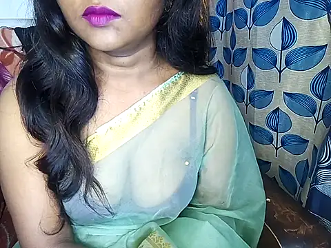 Snapshot of Muktha chatting on February 15, 4:01 pm Muktha online show from February 15, 4:01 pm