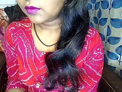 Snapshot of Muktha chatting on February 16, 6:10 pm Muktha online show from February 16, 6:10 pm