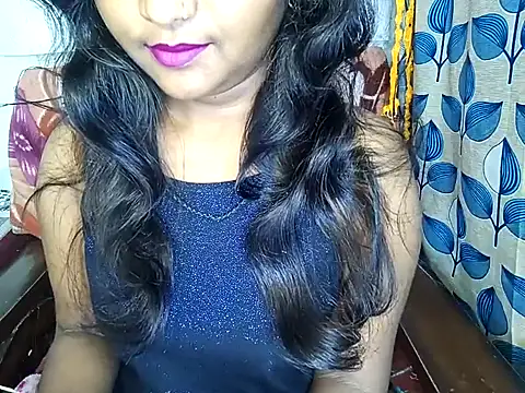 Snapshot of Muktha chatting on February 17, 4:53 am Muktha online show from February 17, 4:53 am