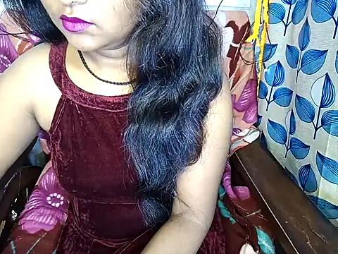 Snapshot of Muktha chatting on February 18, 4:48 am Muktha online show from February 18, 4:48 am