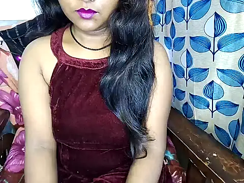 Snapshot of Muktha chatting on February 18, 12:39 pm Muktha online show from February 18, 12:39 pm