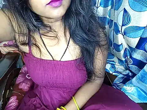 Snapshot of Muktha chatting on March 13, 4:56 pm Muktha online show from March 13, 4:56 pm