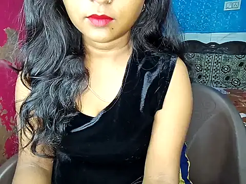 Snapshot of Muktha chatting on September 16, 2:23 am Muktha online show from September 16, 2:23 am