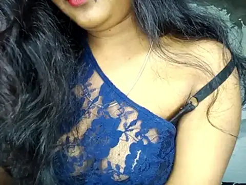 Snapshot of Muktha chatting on October 15, 4:51 pm Muktha online show from October 15, 4:51 pm