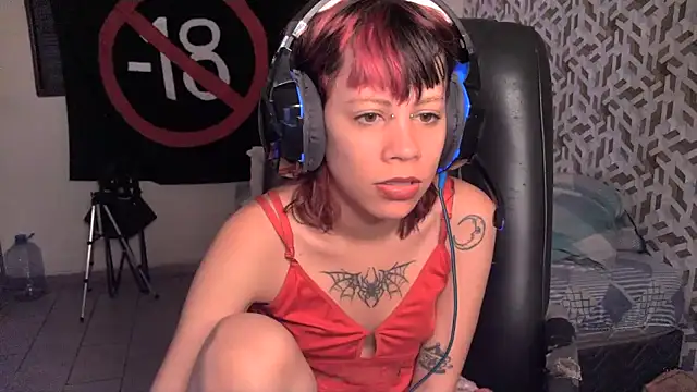Liv Alt online show from July 1, 1:45 pm