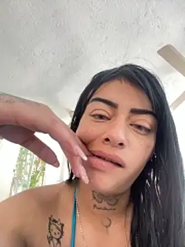 ZairaSofia1 online show from December 4, 3:10 pm