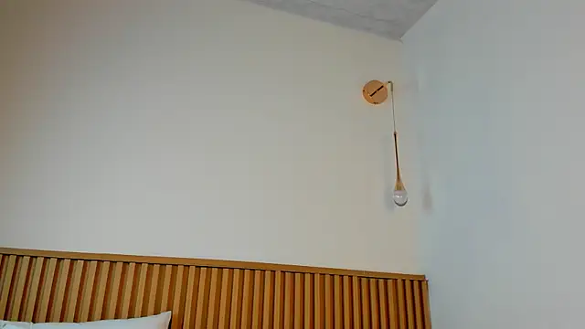 zoe rivers online show from January 9, 11:14 am