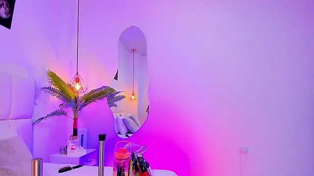 zoe rivers online show from September 18, 12:34 am