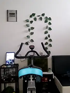 jesicardiente27 online show from November 3, 4:19 pm