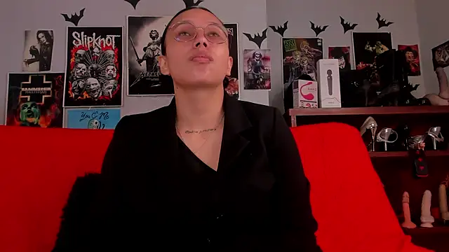 Snapshot of lilith-deveraux chatting on May 14, 3:30 pm lilith-deveraux online show from May 14, 3:30 pm