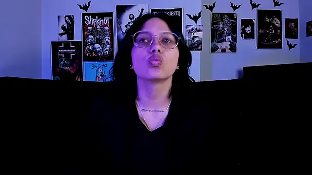 Snapshot of lilith-deveraux chatting on June 6, 5:06 pm lilith-deveraux online show from June 6, 5:06 pm