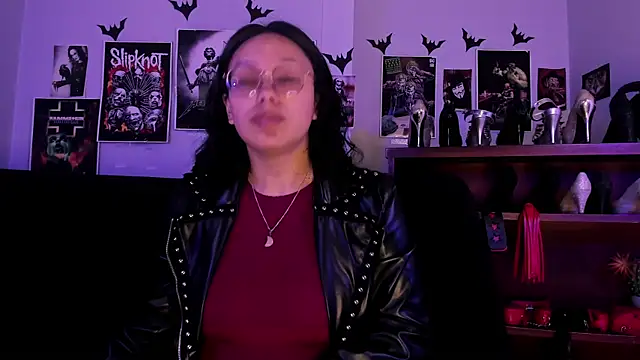 Snapshot of lilith-deveraux chatting on July 2, 5:19 pm lilith-deveraux online show from July 2, 5:19 pm