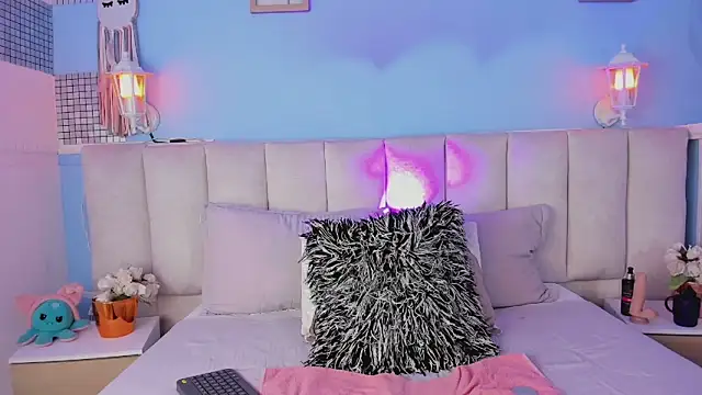 dayanne07 online show from February 12, 8:18 pm