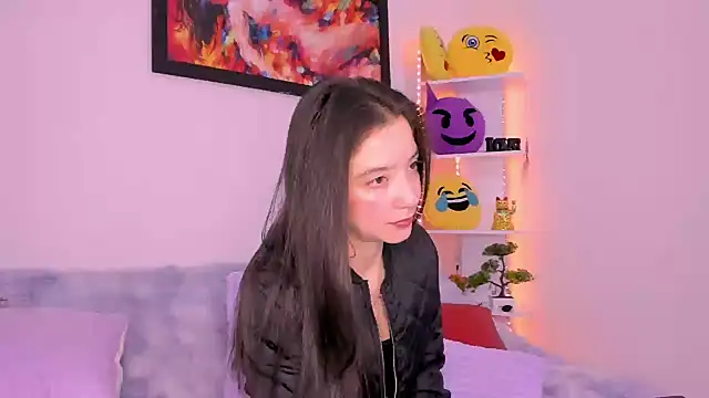 Snapshot of Manuelaa_mejiia chatting on March 7, 12:13 pm Manuelaa mejiia online show from March 7, 12:13 pm