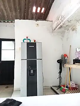 Karii-R online show from September 23, 6:22 pm