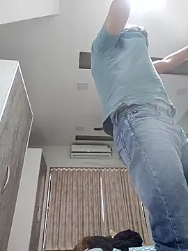 Snapshot of nupa230780 chatting on January 11, 7:24 am nupa230780 online show from January 11, 7:24 am