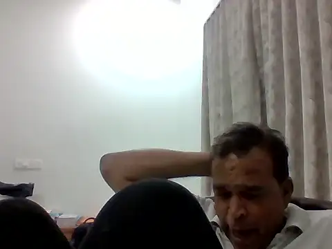 Snapshot of nupa230780 chatting on February 5, 5:39 pm nupa230780 online show from February 5, 5:39 pm