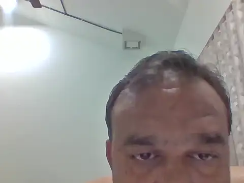 Snapshot of nupa230780 chatting on February 8, 5:00 am nupa230780 online show from February 8, 5:00 am