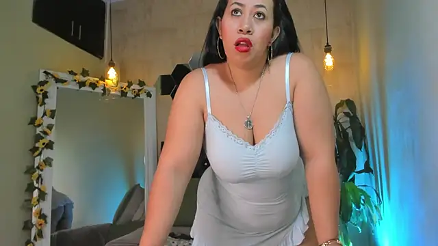 Fransheska-mon online show from May 2, 2:33 pm