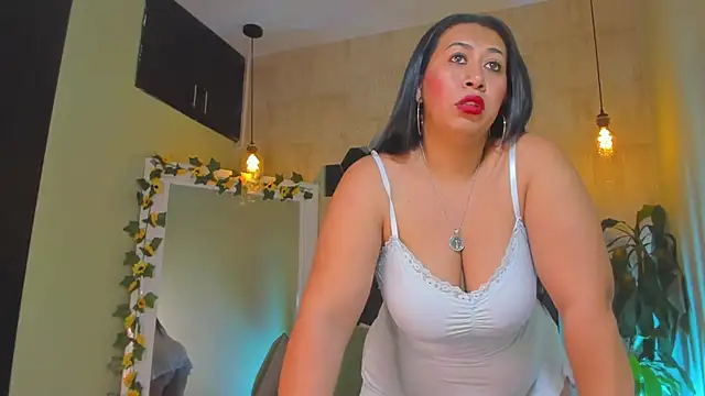 Snapshot of Fransheska-mon chatting on May 9, 6:57 pm Fransheska-mon online show from May 9, 6:57 pm